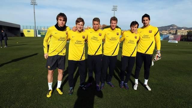 Những cầu thủ thuộc đội hình Barca B cùng tham gia tập luyện chung với đội 1
